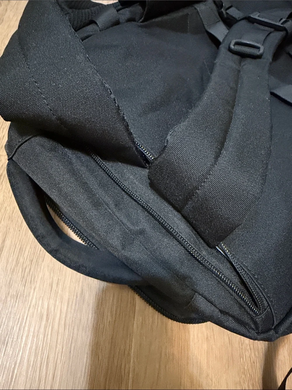 Black Men's Travel & Commuter Backpack